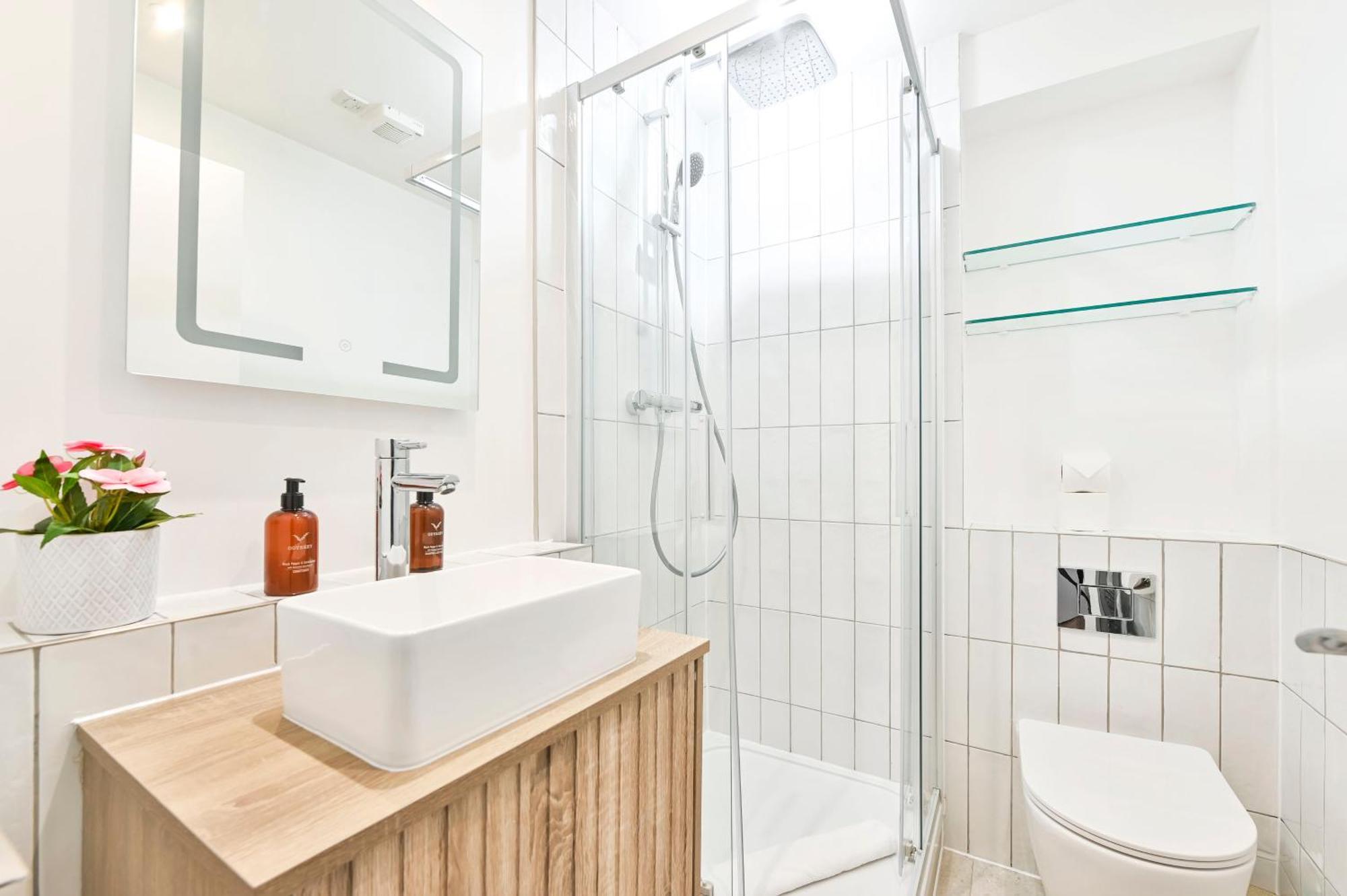 Wonderful Fitzrovia 3 Bed Apartment Лондон Екстериор снимка